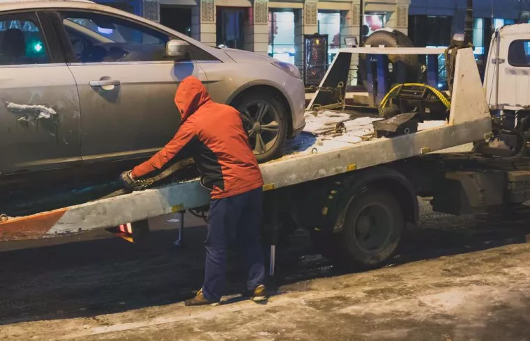 Faire appel à une société de remorquage en soirée, Saint-Gilles, Dépann 411